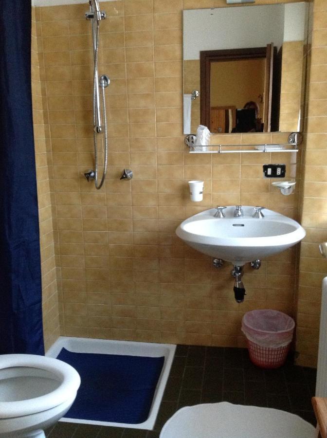 Hotel Al 2*